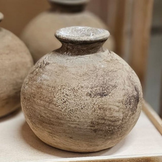 Petit vase boule gris taupe...