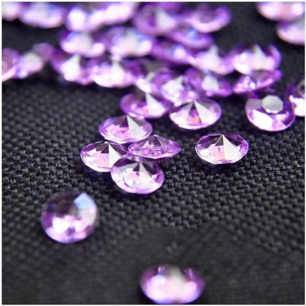 Diamants Acrylique Violet clair 6mm