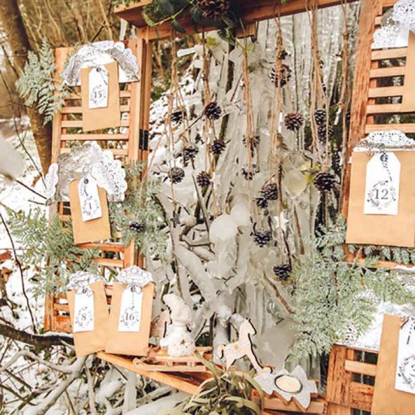 Calendrier de l'avent 25 pochettes/etiquettes + ficelle