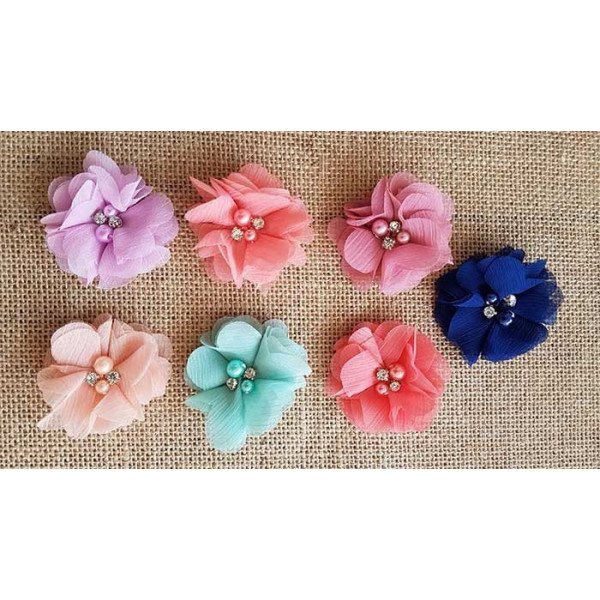 Fleur mousseline vert d'eau strass et perles