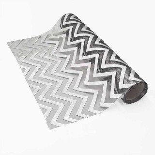 Chemin de table organza chevron noir et argent