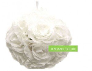 boule-de-fleur-blanche-artificielle