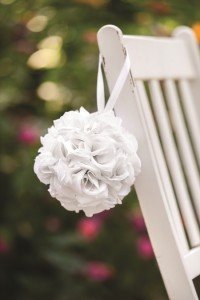 boule-de-rose-blanche-artificielle