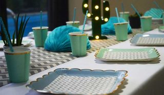 décorer sa table avec vaisselle jetable